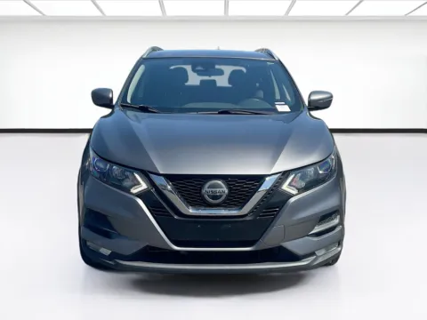 Photos of 2020 Nissan Rogue Sport SV for sale in Fontana, CA at KarGenie