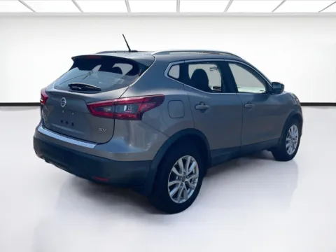 More photos of 2020 Nissan Rogue Sport SV at KarGenie, CA