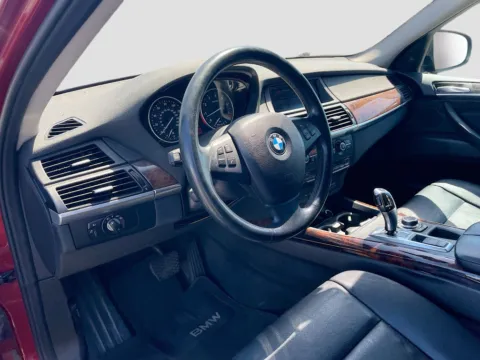More photos of 2011 BMW X5 35i Premium at KarGenie, CA