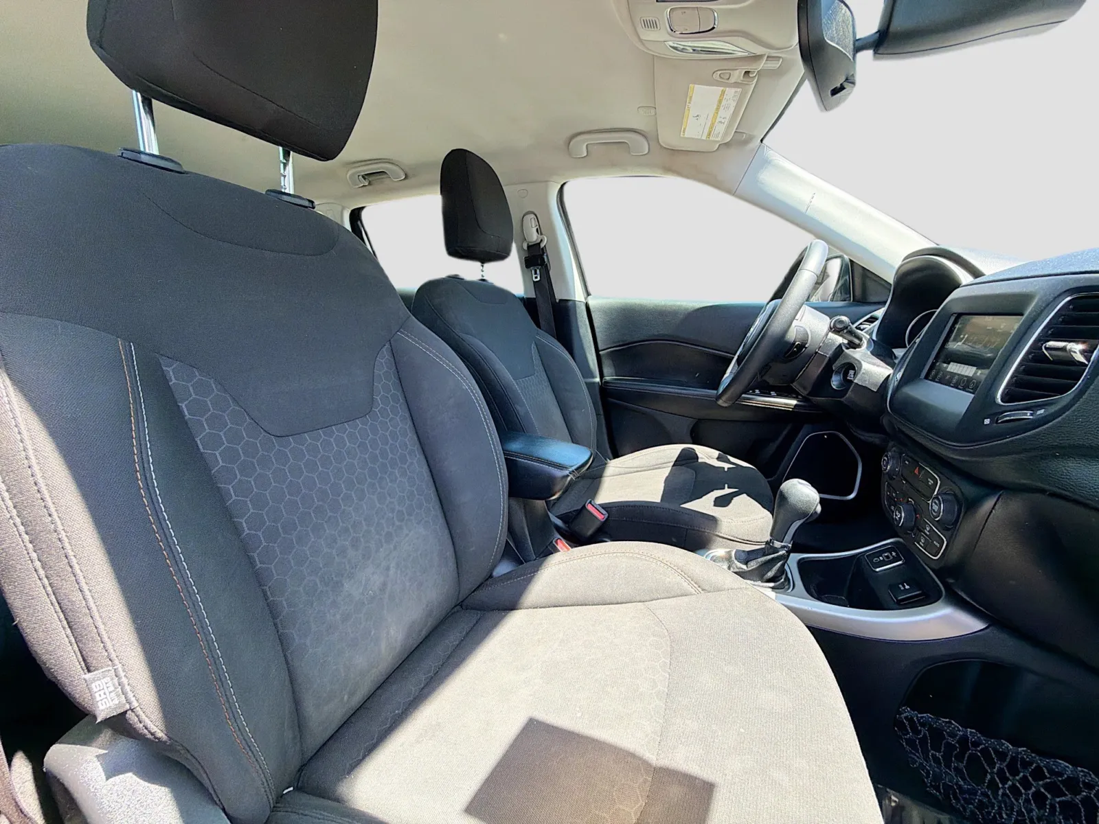 Jeep Compass photo 16