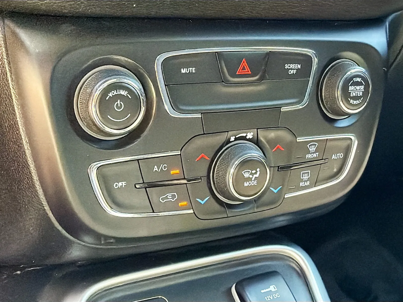 Jeep Compass photo 11