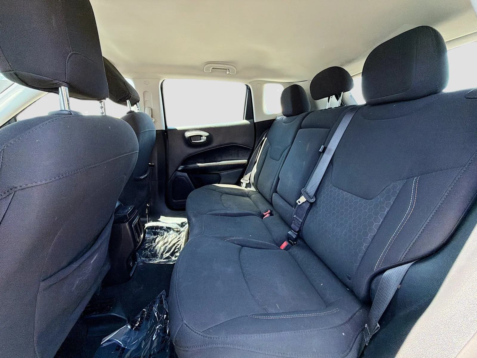 Jeep Compass photo 14