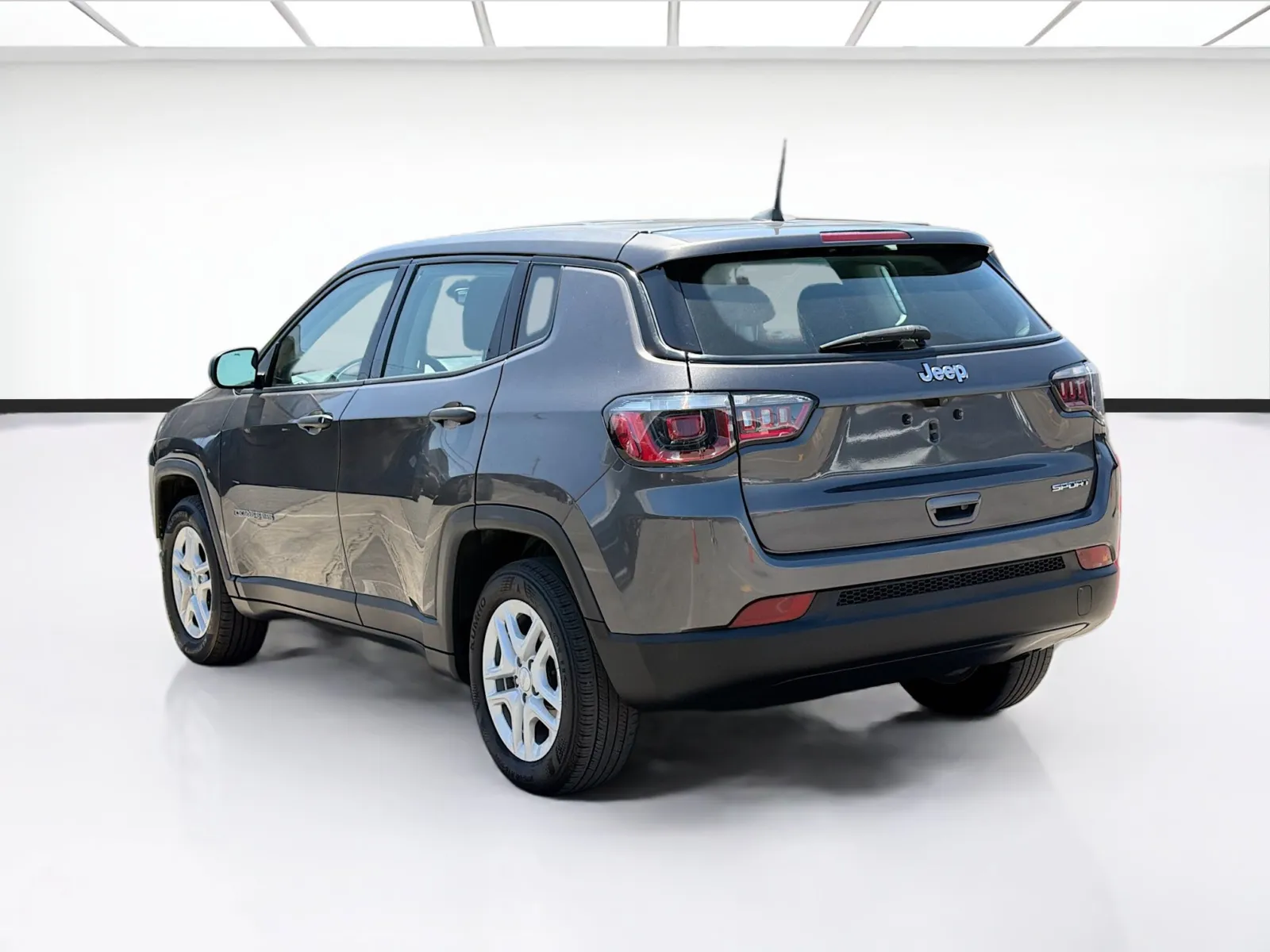 Jeep Compass photo 6