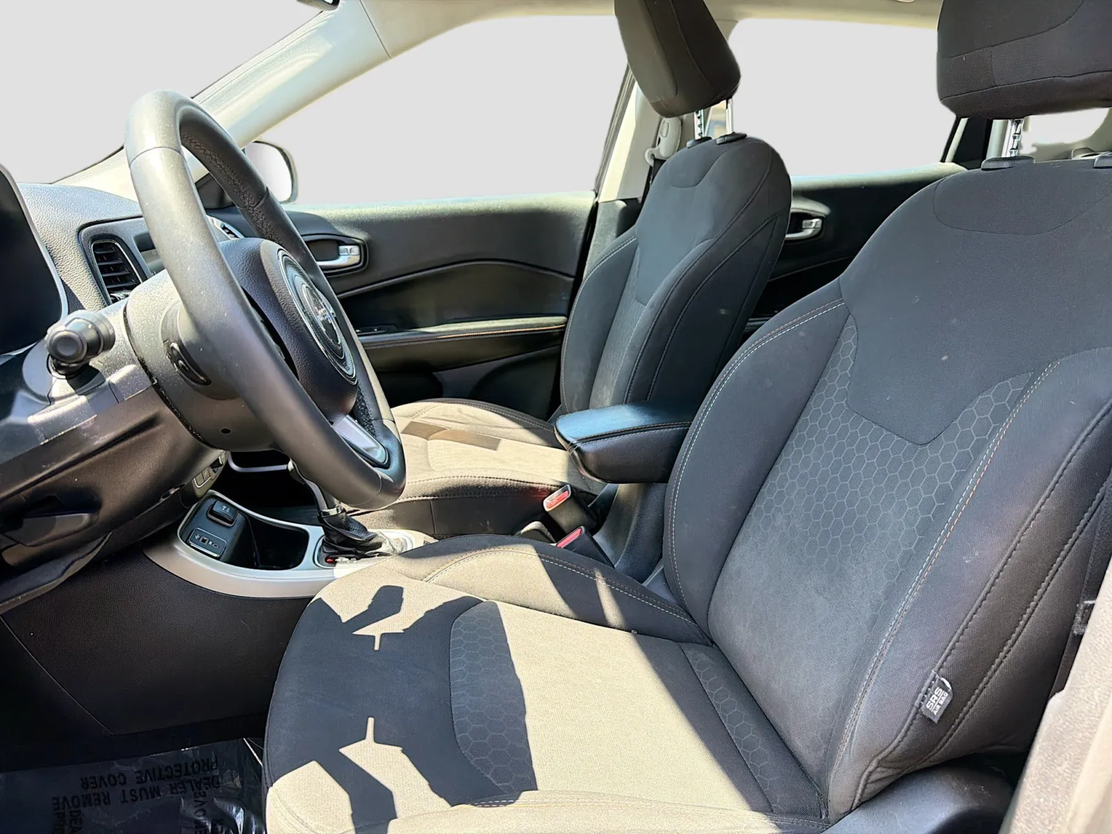 Jeep Compass photo 12