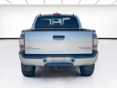More photos of 2011 Toyota Tacoma PreRunner at KarGenie, CA