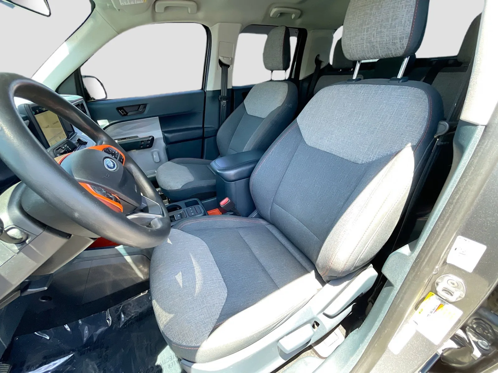 Ford Maverick photo 13