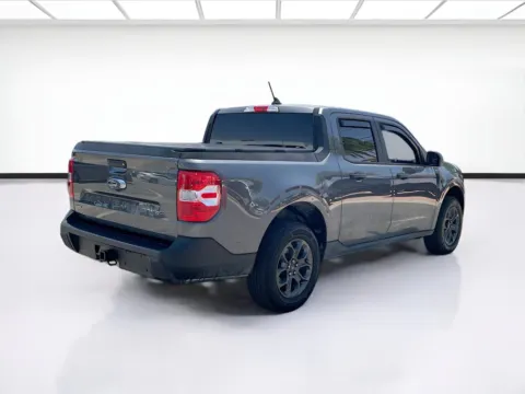 More photos of 2024 Ford Maverick XLT at KarGenie, CA
