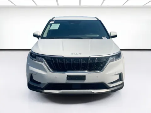 Photos of 2022 Kia Carnival EX for sale in Fontana, CA at KarGenie