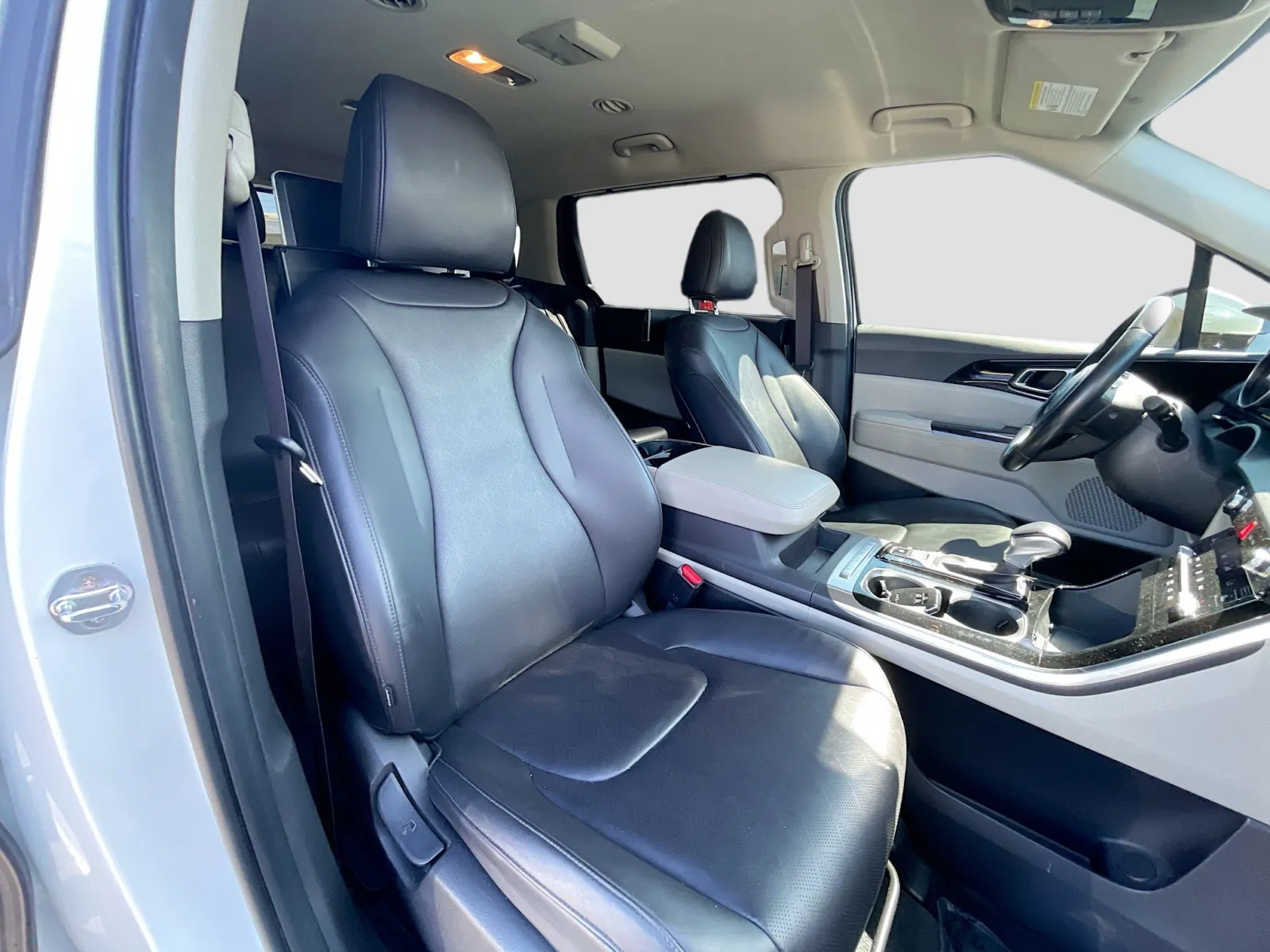 Kia Carnival photo 20