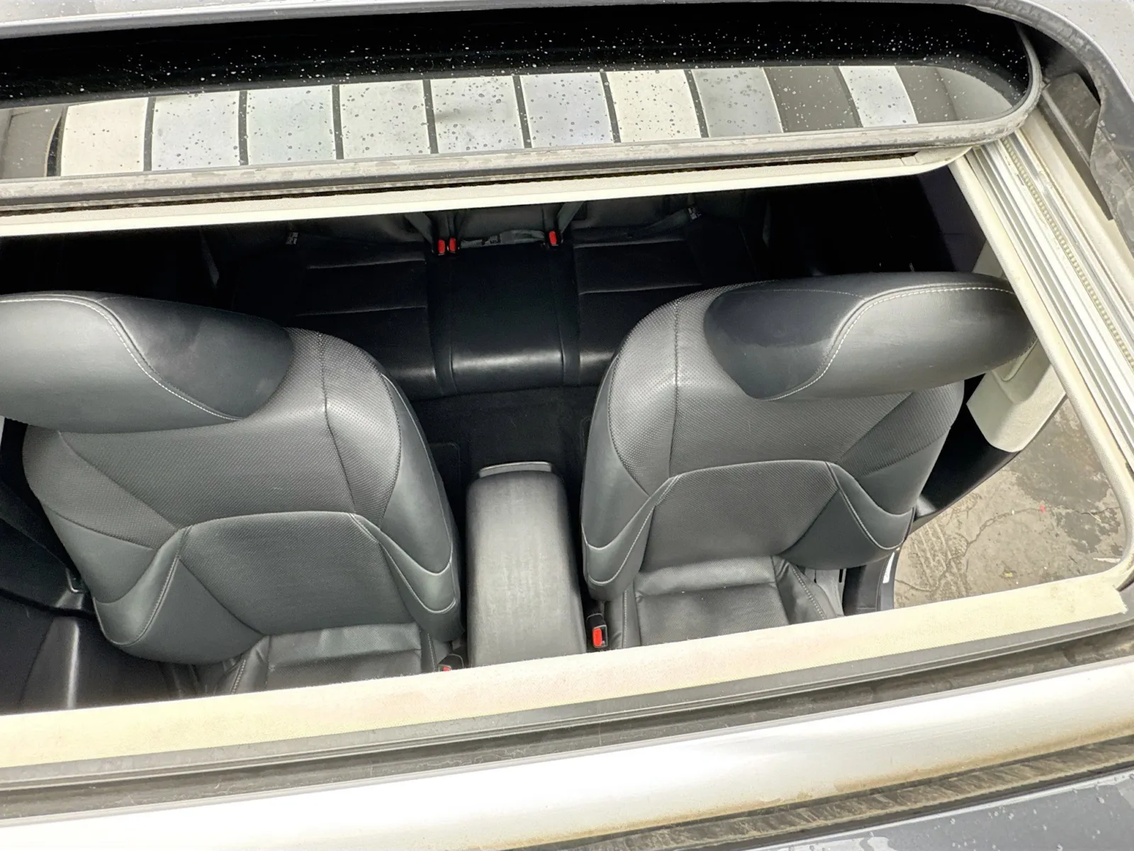 Lexus ES photo 14
