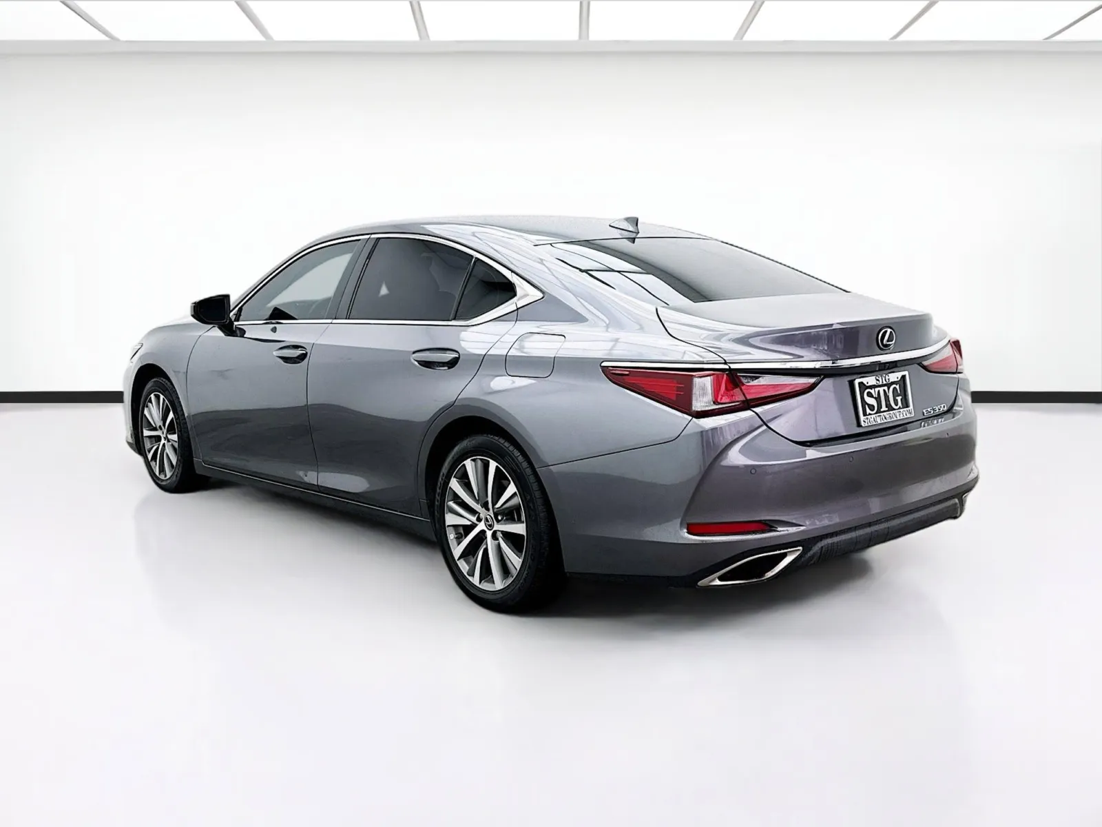 Lexus ES photo 6