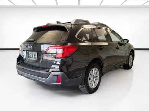 More photos of 2019 Subaru Outback Premium at KarGenie, CA