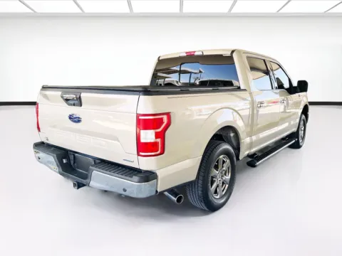 More photos of 2018 Ford F-150 XLT at KarGenie, CA