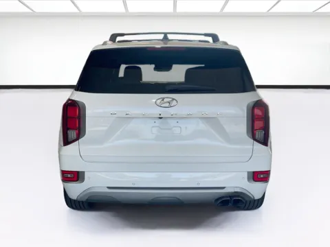 More photos of 2022 Hyundai Palisade Limited at KarGenie, CA