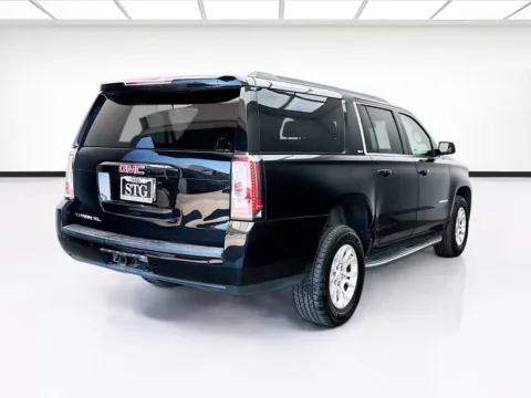 More photos of 2020 GMC Yukon XL SLT at KarGenie, CA