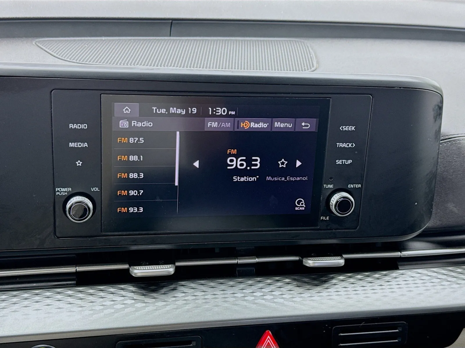 Kia Carnival photo 11