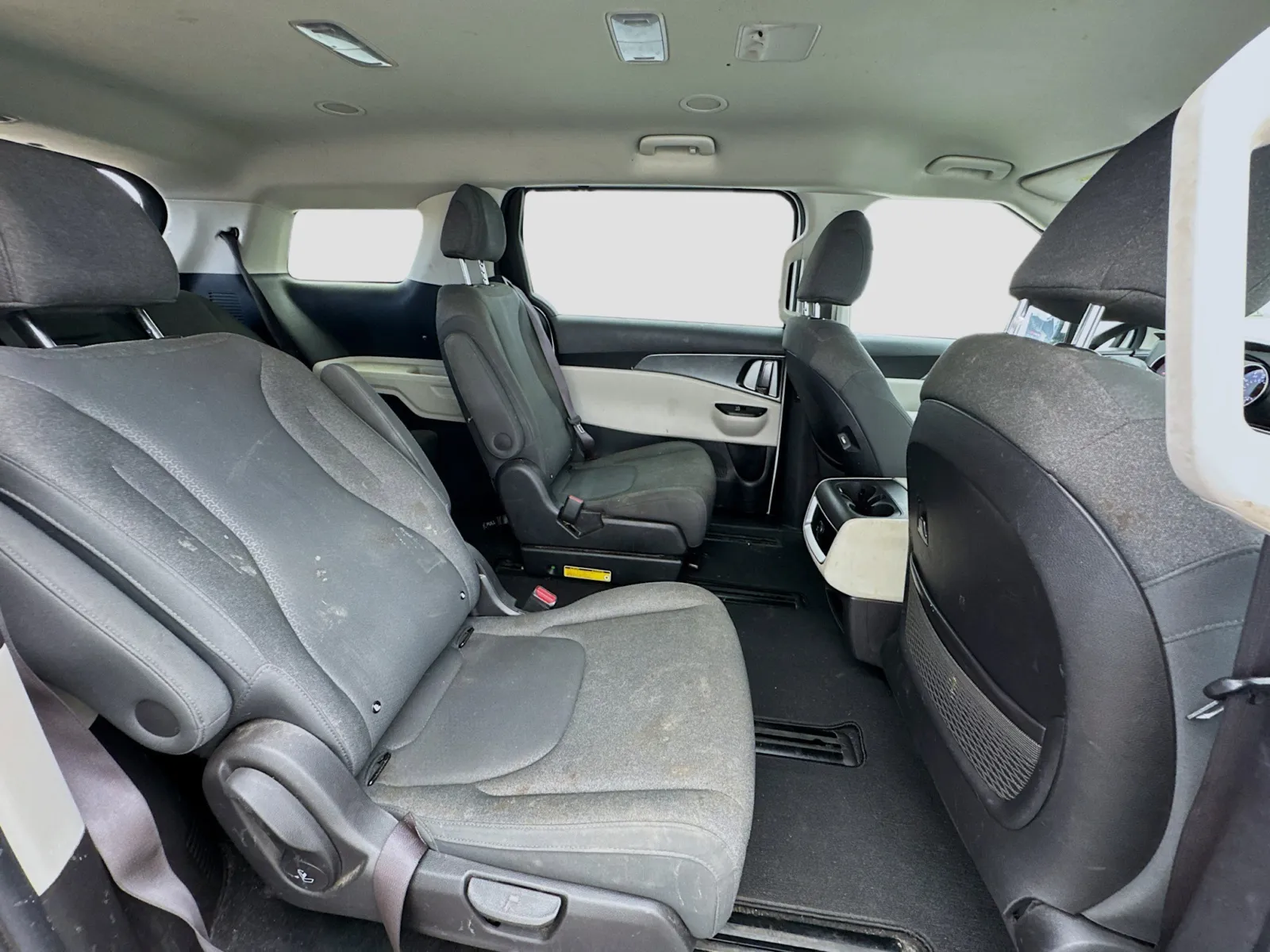 Kia Carnival photo 20