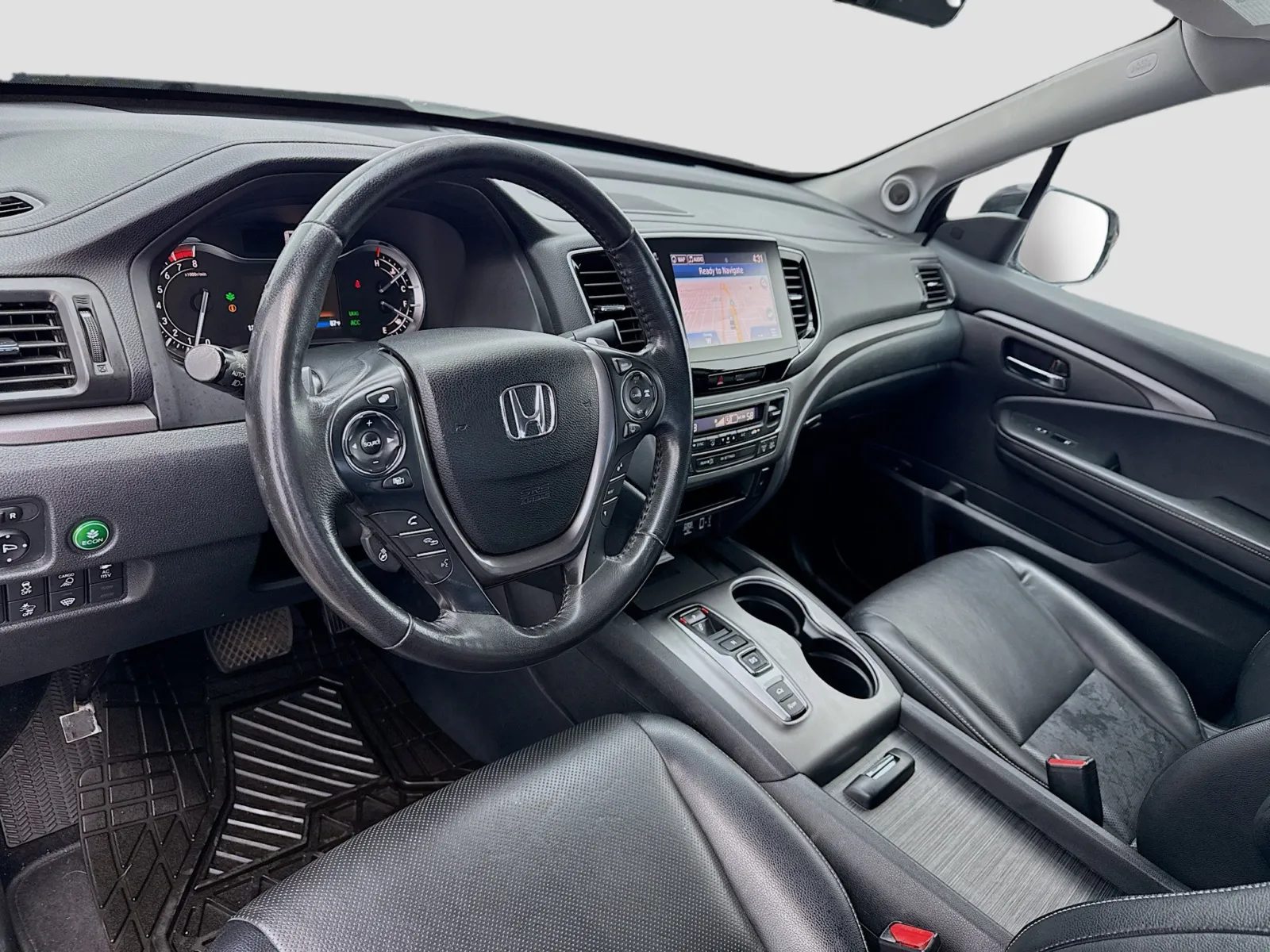 Honda Ridgeline photo 7