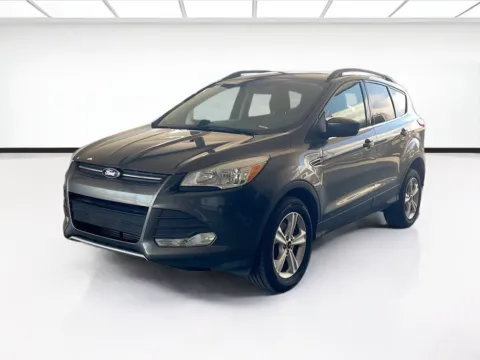 Gray 2016 Ford Escape SE for sale in Fontana, CA