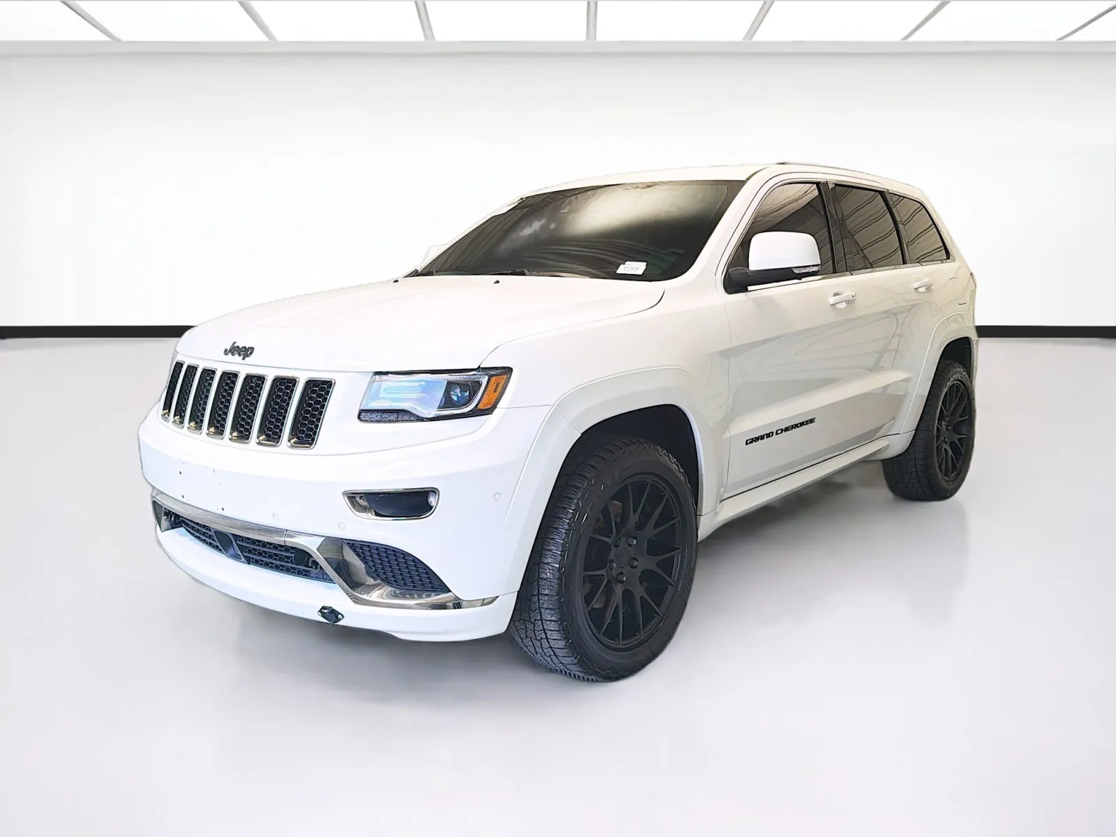 White 2015 Jeep Grand Cherokee High Altitude for sale in Fontana, CA