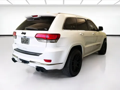 More photos of 2015 Jeep Grand Cherokee High Altitude at KarGenie, CA