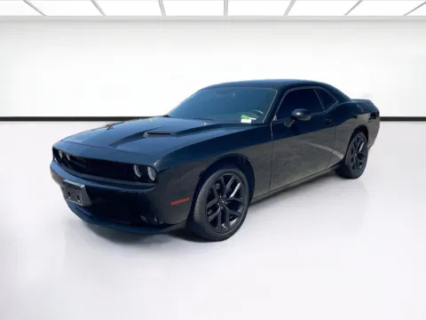 Black 2019 Dodge Challenger SXT for sale in Fontana, CA