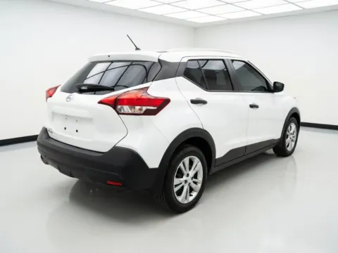 More photos of 2019 Nissan Kicks S at KarGenie, CA