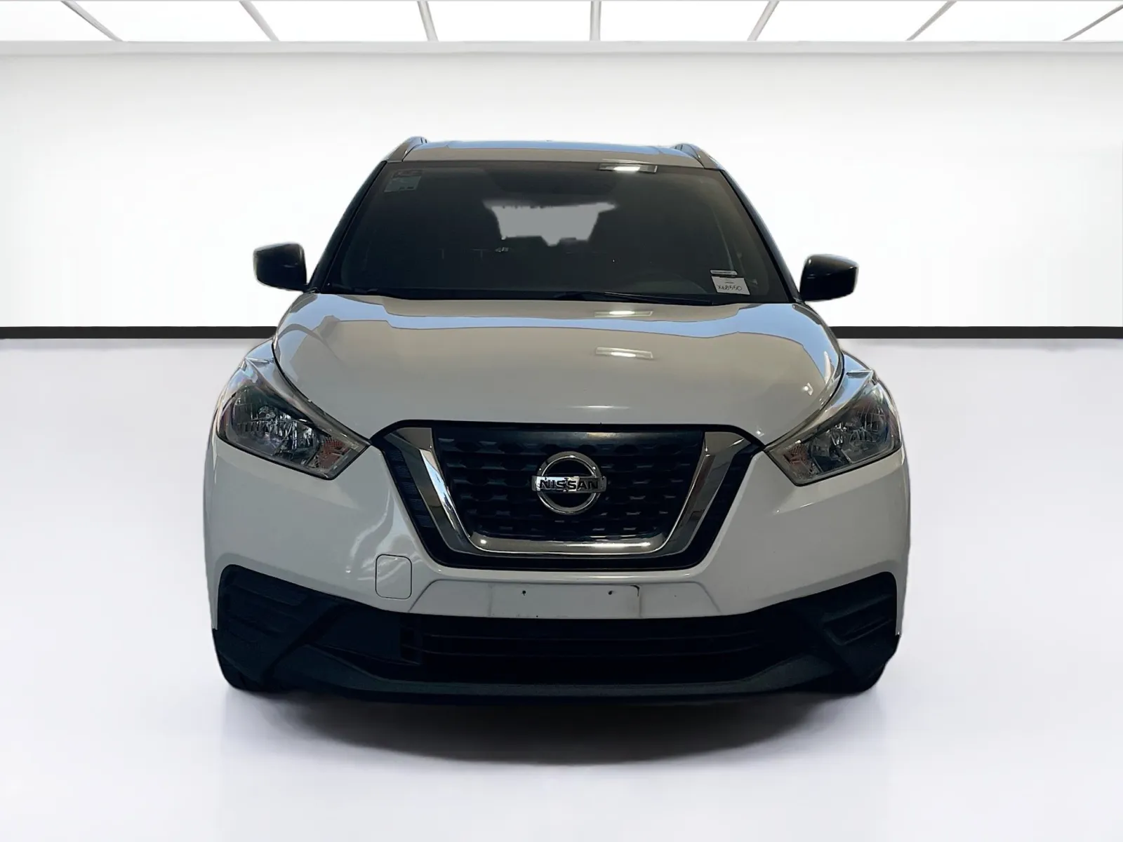 Nissan Kicks photo 2