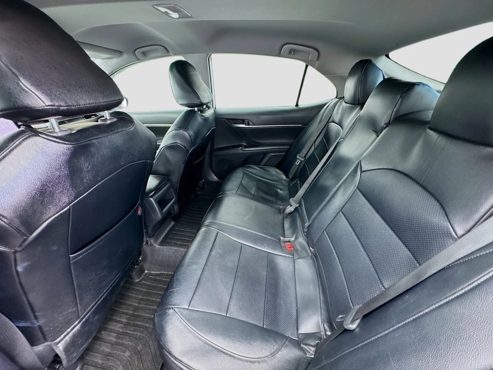 Toyota Camry photo 15