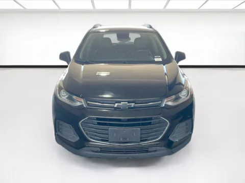 Photos of 2021 Chevrolet Trax LT for sale in Fontana, CA at KarGenie