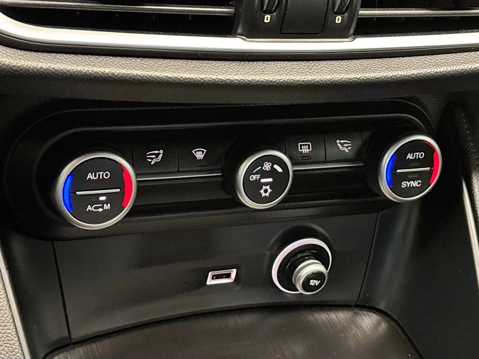 2018 Alfa Romeo Stelvio Base - Photo 10