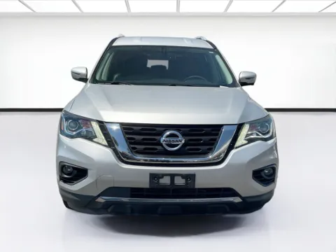 Photos of 2018 Nissan Pathfinder SL for sale in Fontana, CA at KarGenie