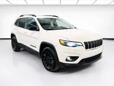 Another view of 2023 Jeep Cherokee Altitude Lux for sale in Fontana, CA at KarGenie