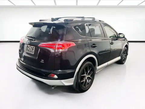 More photos of 2016 Toyota RAV4 SE at KarGenie, CA