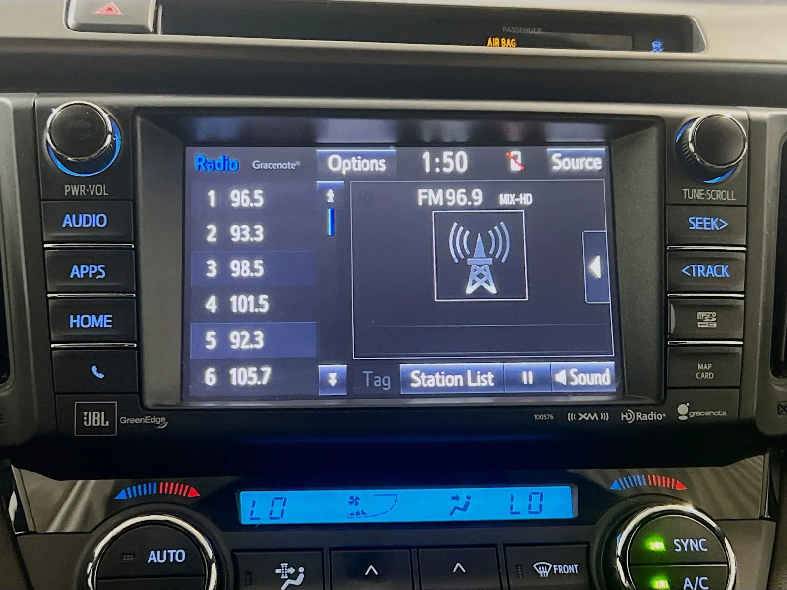 Toyota RAV4 photo 10