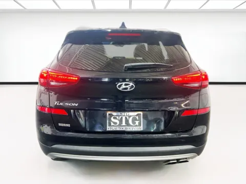 More photos of 2021 Hyundai Tucson Sport at KarGenie, CA
