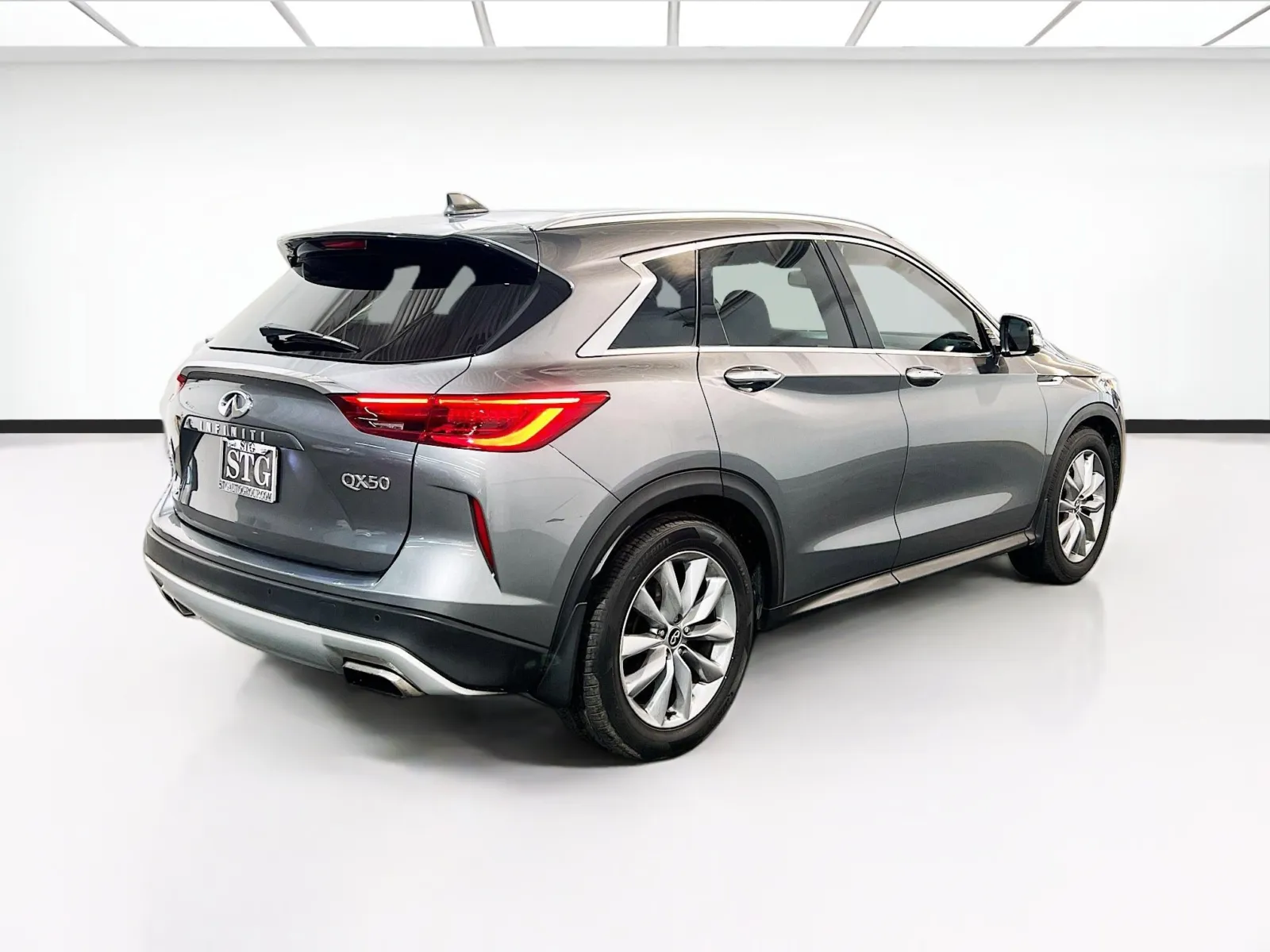Infiniti QX50 photo 4