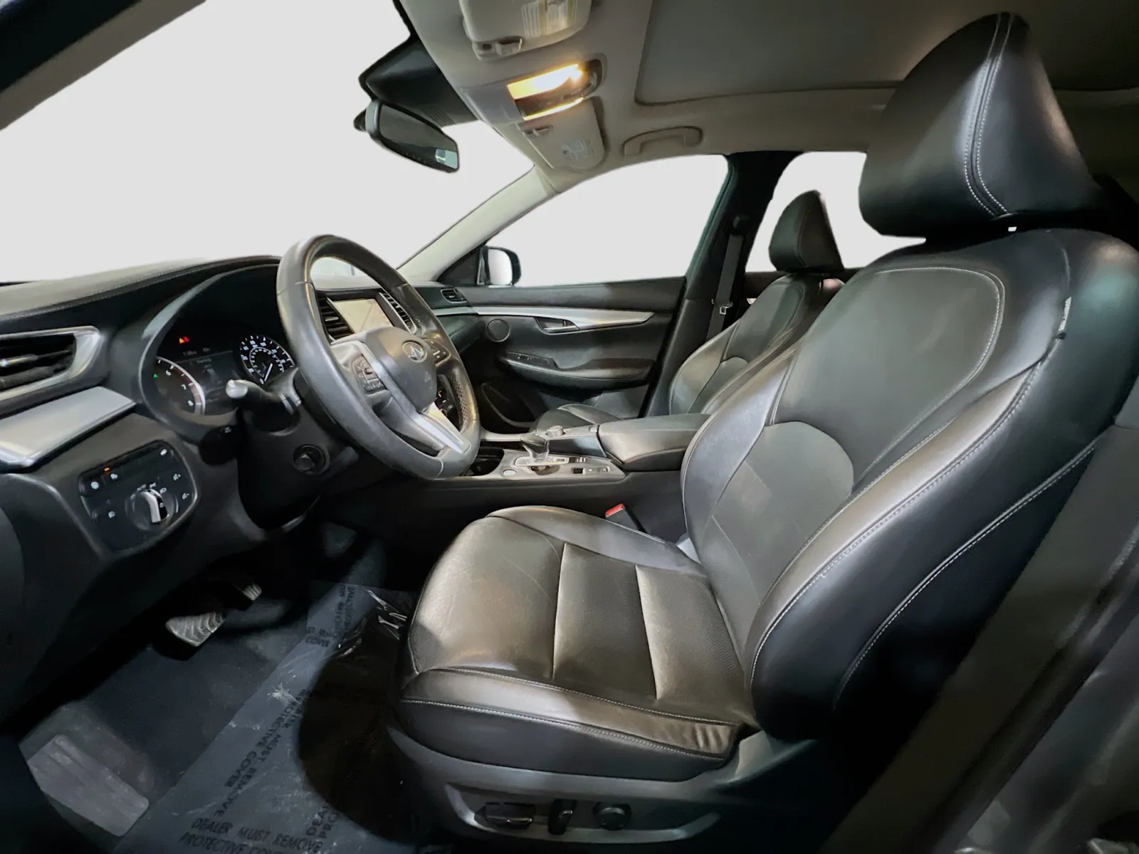 Infiniti QX50 photo 15