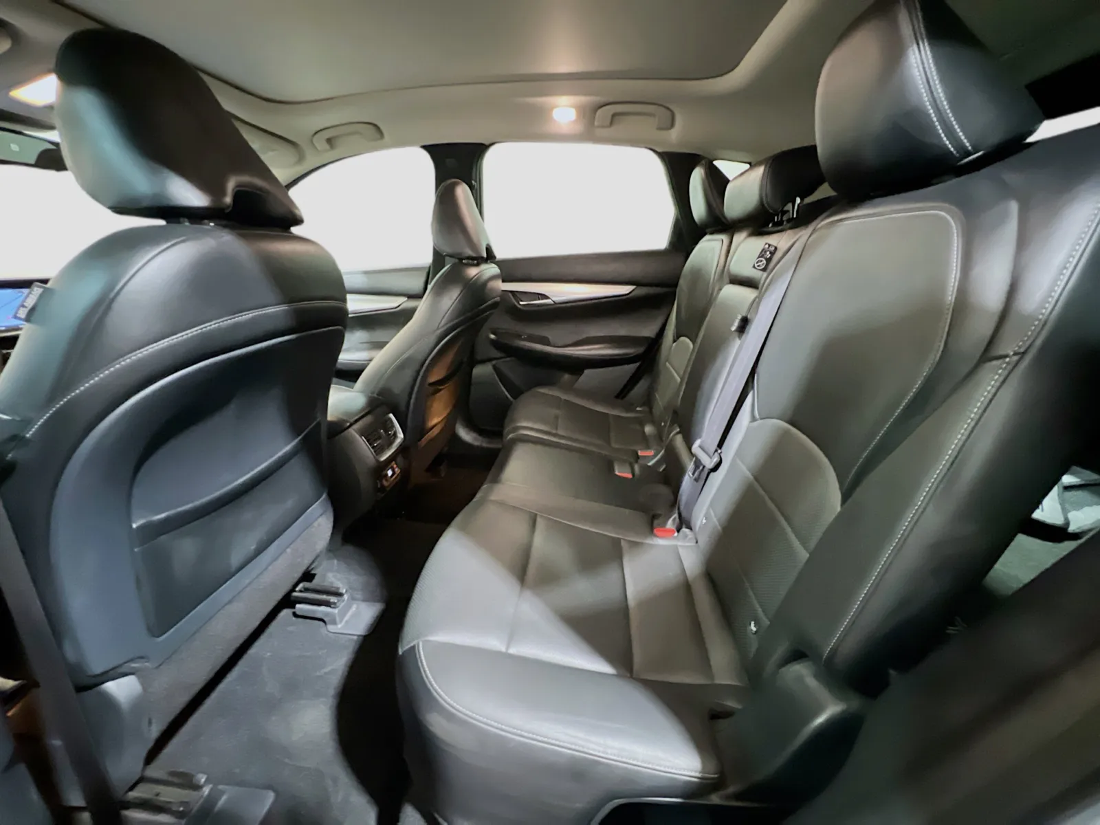 Infiniti QX50 photo 18