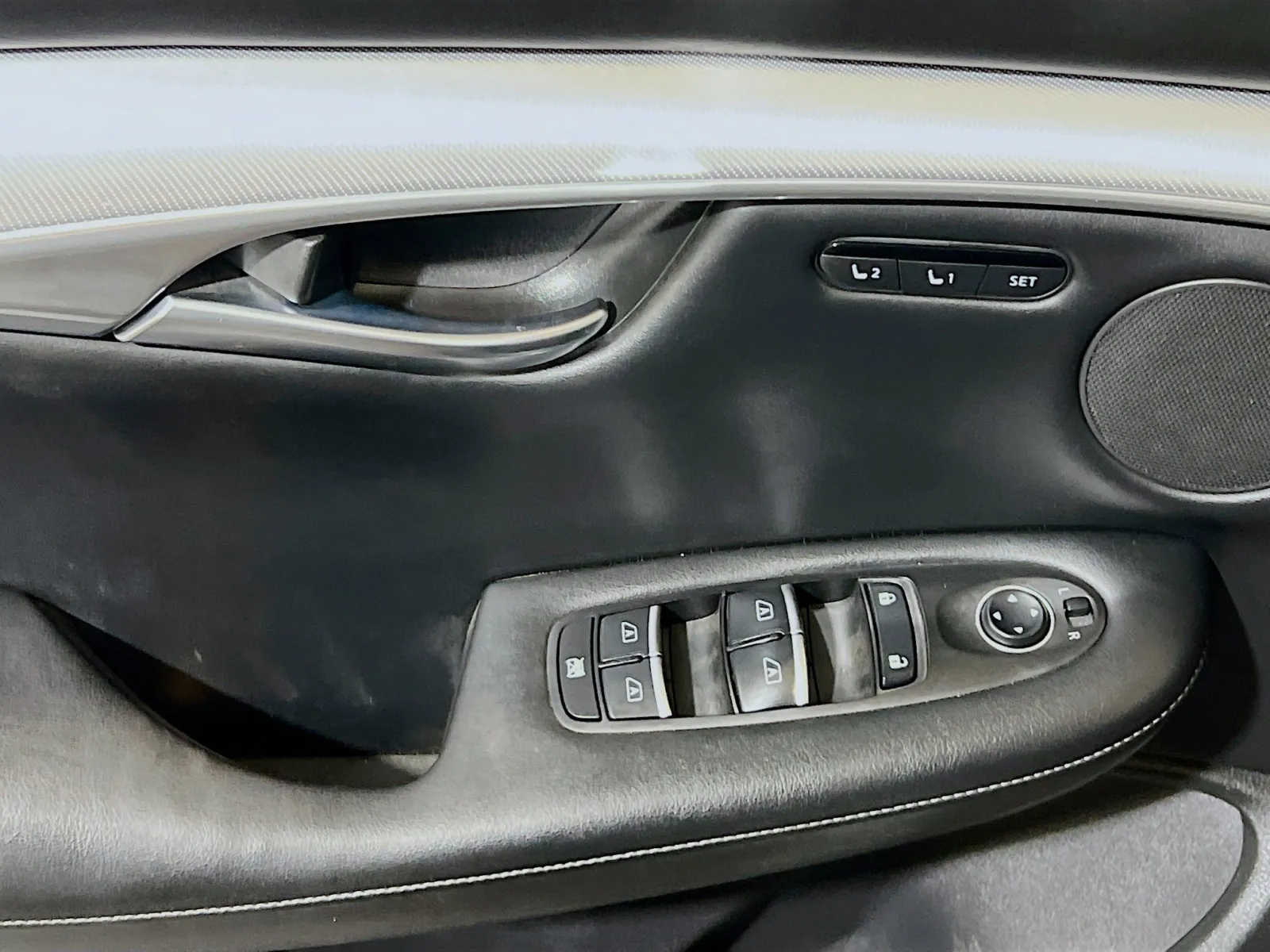 Infiniti QX50 photo 14