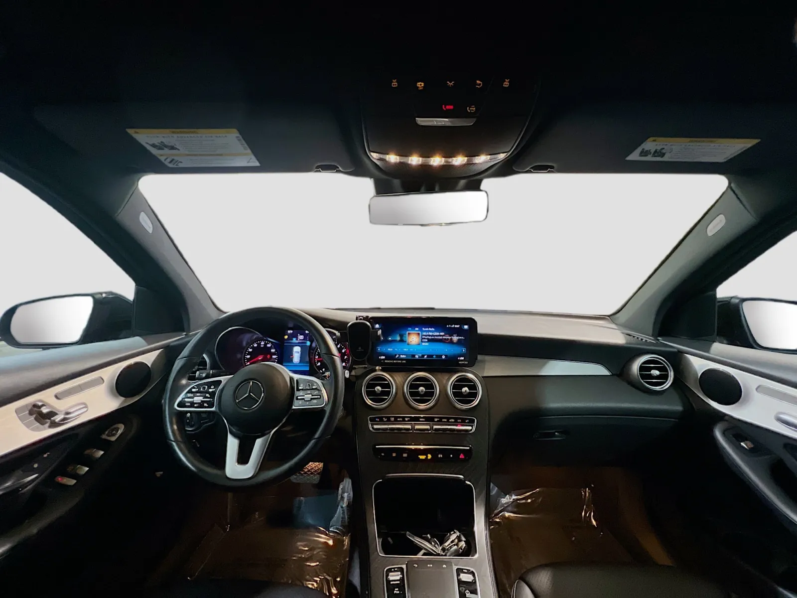 Mercedes-Benz GLC photo 15