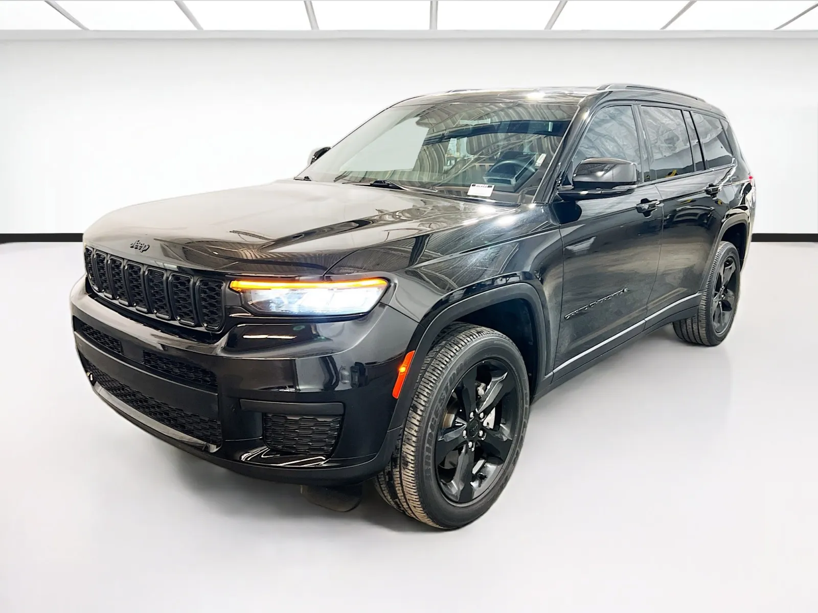 Black 2022 Jeep Grand Cherokee L Altitude for sale in Fontana, CA