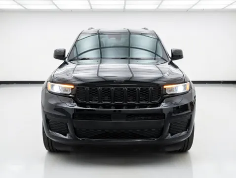 Photos of 2022 Jeep Grand Cherokee L Altitude for sale in Fontana, CA at KarGenie