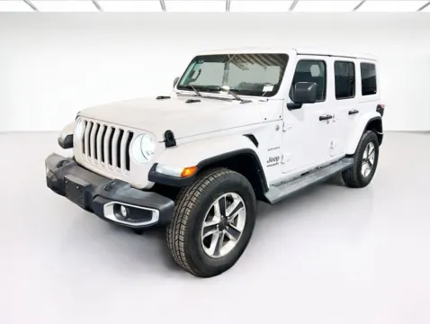 White 2022 Jeep Wrangler Unlimited Sahara for sale in Fontana, CA