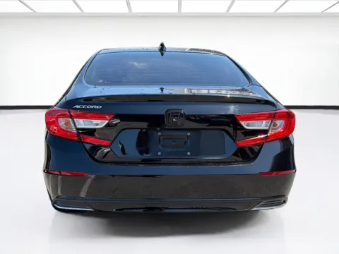 More photos of 2021 Honda Accord Sedan LX at KarGenie, CA