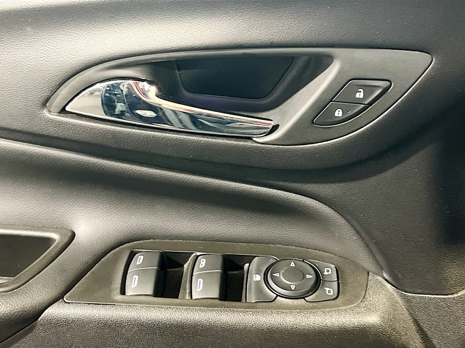Chevrolet Equinox photo 13