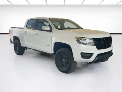 Another view of 2019 Chevrolet Colorado 2WD LT for sale in Fontana, CA at KarGenie