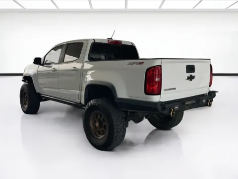 More photos of 2017 Chevrolet Colorado 4WD ZR2 at KarGenie, CA