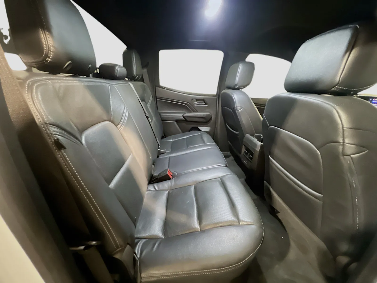 Chevrolet Colorado photo 18