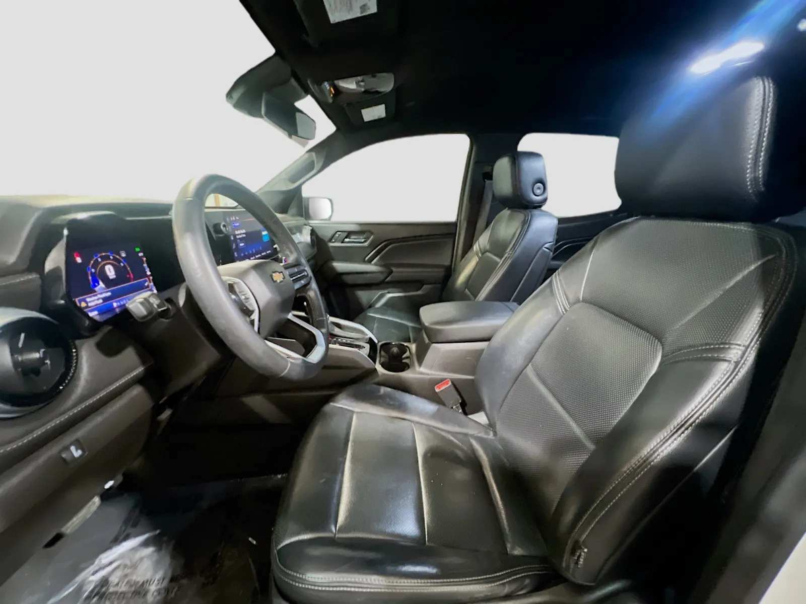 Chevrolet Colorado photo 14